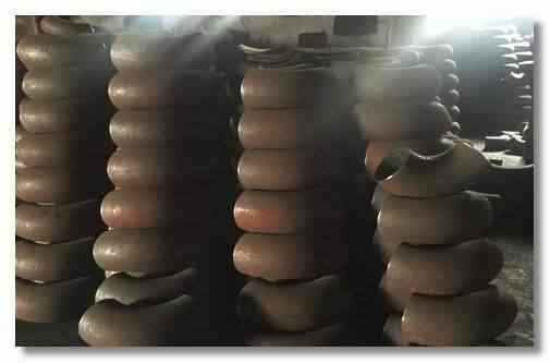 90度對(duì)焊彎頭制造工藝