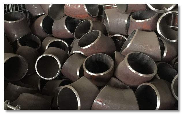 無縫彎頭和沖壓彎頭是無縫拼接的操縱