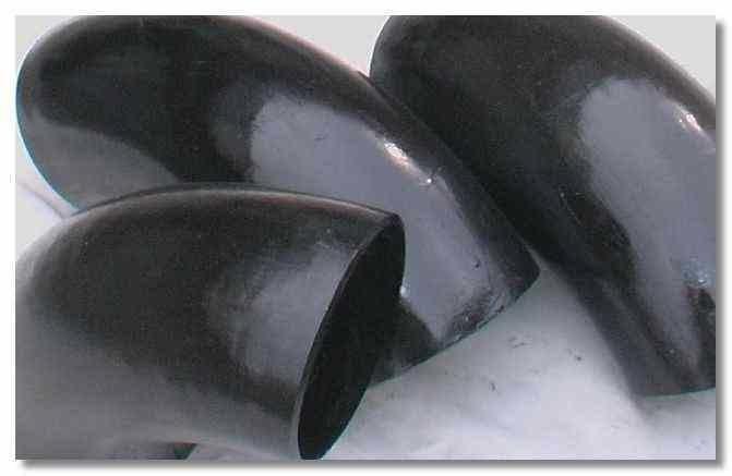 碳鋼彎頭的外型解決工作中